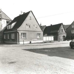 Pegau, Topfmarkt 9. Wohnhaus (um 1810). Straßenansicht