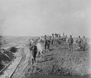 Dammruch am Mittellandkanal bei "Station 64" Hahlen