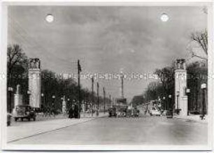 Berlin, Siegessäule, Flaggenschmuck