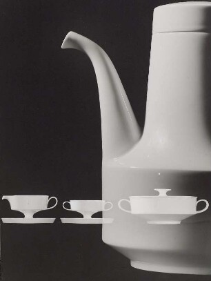 Kaffee- und Tafelgeschirr „Composition"
