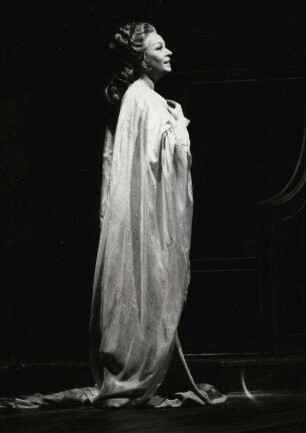 Helga Dernesch