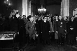 Craiova: Marschall [Ion] Antonescu auf der Ausstellung