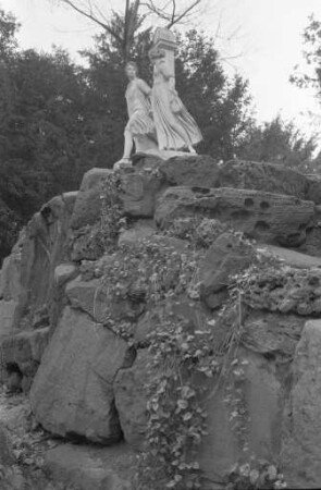 Hermann-und-Dorothea-Denkmal im Schlossgarten Karlsruhe