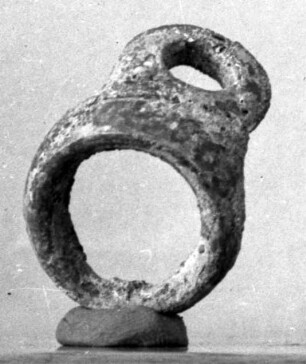 Ring mit Ansatz