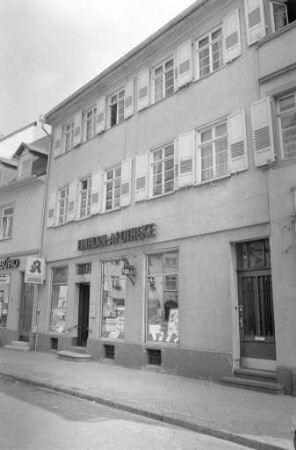 Einhorn-Apotheke in der Amthausstraße 3 in Durlach