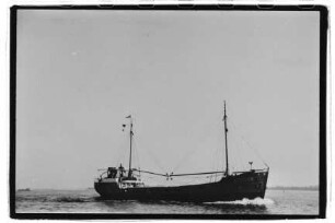 Martha Ahrens (1939), Adolf Ahrens Hamburg