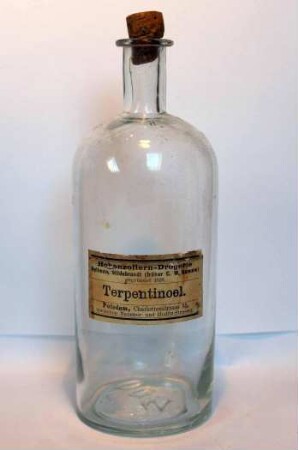 Flasche für Terpentinöl aus der Hohenzollern-Drogerie Potsdam