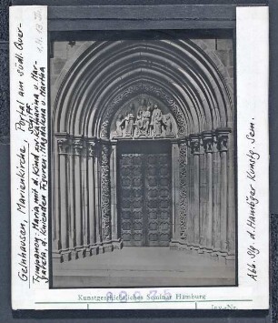 Gelnhausen, Marienkirche: Portal am südl. Querhaus, Tympanon: Maria mit dem Kind, Hl. Katharina, Hl. Margaretha, Hl. Magdalena u. Hl. Martha