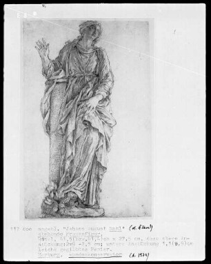 Stehende Frauenfigur