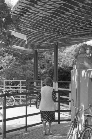 Stadtgarten und Zoo Karlsruhe. Eingang in der Bahnhofstraße