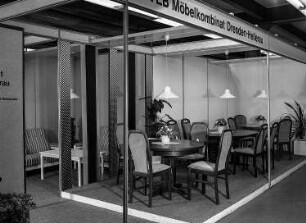 Ausstellungsfläche des VEB Möbelkombinat Hellerau