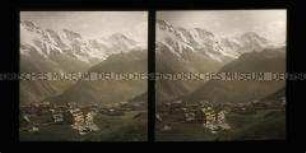 Blick auf Dorf Mürren und Breithorn