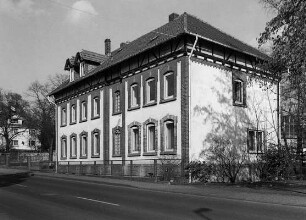ehem. Verwaltungsgebäude der Tonfabrik; Großalmerode, Großalmeroder Straße 20