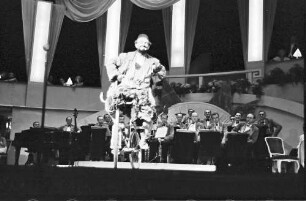 Scala: Eddie Gordon zu Rad (fahrend)