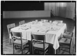 Königstein. Deutsches Haus. Gedeckter Tisch