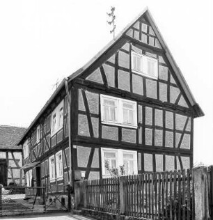 Fachwerkwohnhaus; Ortenberg, Hanauer Straße 16