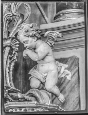 Wallfahrtskirche Maria Limbach, Hochaltar - Puttenengel