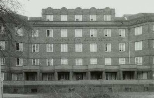 Dresden-Johannstadt, Fetscherstraße 111. Pflege- und Seniorenheim "Clara Zetkin" (ehem. Feierabendheim "Clara Zetkin"; um 1925, P. Wolf)