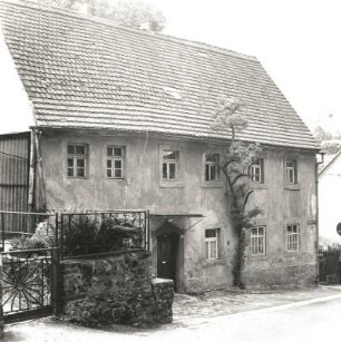 Colditz, Rochlitzer Straße 1. Wohnhaus (A. 19. Jh.). Straßenansicht