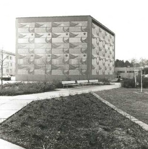 Cottbus, Käthe-Kollwitz-Straße 1-6. Hotelkomplex "Branitz", Saalbau