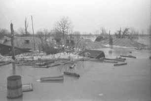 Giurgiu [Walachei]: Überschwemmter Stadtteil, Dächer im Wasser