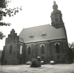 Spremberg. Kreuzkirche (2. H. 15. Jh., Turm 14. Jh./A. 15. Jh., Aufsatz 1732)