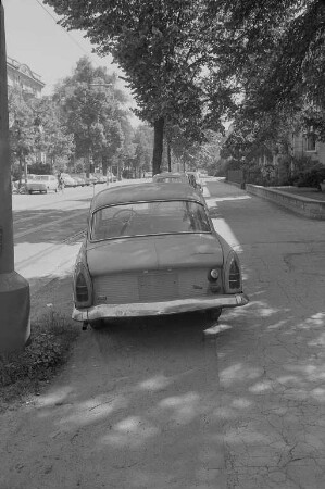 Autowrack in der Reinhold-Frank-Straße