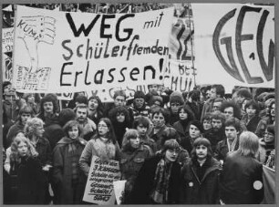 Demonstration "Recht auf Arbeit und Bildung", 10. Dezember 1977 in Essen