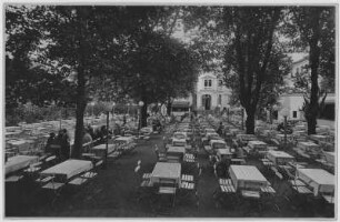 Restaurant "Weihenstephan". Gästegarten