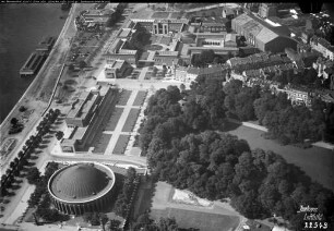 Düsseldorf-Pempelfort, Planetarium, Ehrenhof