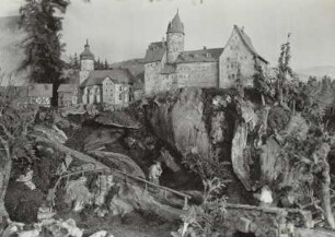 Weihnachtsberg "Schwarzenberg" : Weihnachtsberg "Schwarzenberg" (vor 1951; R. Meier). Ausschnitt: Schloß und Kirche. Dresden: Weihnachtsmesse, 1951