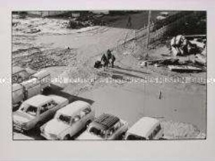 Serie aus der Dokumentation "Berlin-Marzahn III, 1981-1990" - Ludwig-Renn-Str. Ecke Sella-Hasse-Str.