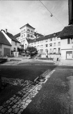 Meßkirch: Altstadtgasse mit Bach zum Schloss