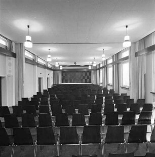 Einweihung des neuen Gemeindehauses der Evangelischen Kirche Knielingen.