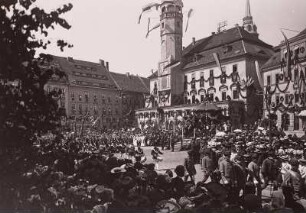 Huldigung für Friedrich August III. : Huldigung für Friedrich August III., König von Sachsen, anläßlich seines 40. Geburtstages. Bautzen, Hauptmarkt mit