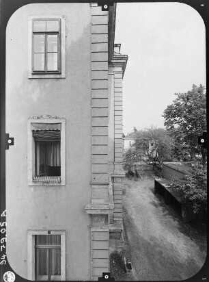 Dresden-Striesen, Voglerstraße 9. Wohnhaus (um 1895). Rückseite (Teilansicht)
