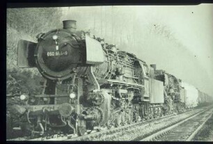 050 646-9 + 050 mit Güterzug