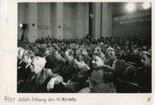 Teilnehmer der 9. und letzten Tagung des Volksrates vor der Umbildung zur Volkskammer der DDR