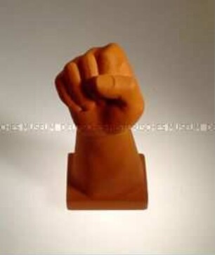 Skulptur "Geballte Faust"