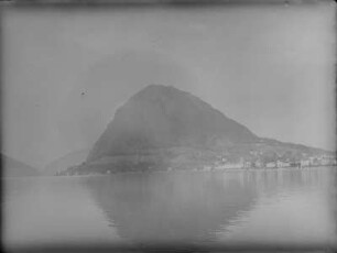 Monte San Salvatore : Monte San Salvatore (912m) am Ufer des Luganersees im Tessin.