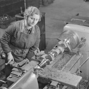 Produktion einer Kurbelwelle bei Borgward