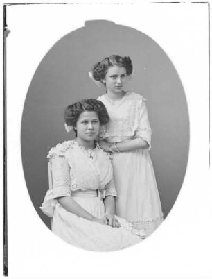 Fräulein Ott und Fräulein Scheibe