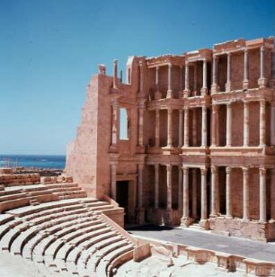 Sabrata. Theater