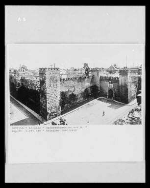Puerta del León