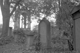 Herbststimmung auf dem Alten Friedhof an der Kapellenstraße