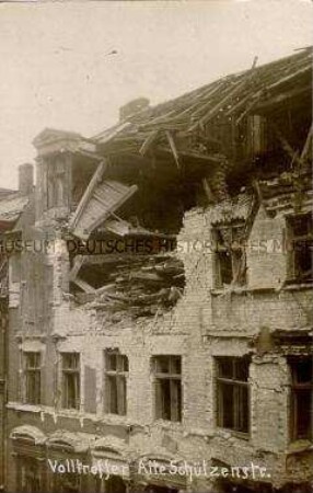 Zerstörtes Haus in der Alten Schützenstraße