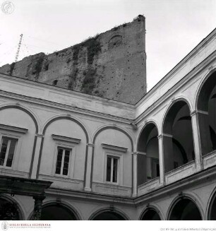 Certosa di San Martino, Chiostro dei Procuratori