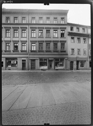 Meißen-Altstadt, Willy-Anker-Straße (Elbstraße) 26. Wohnhaus mit Laden (E. 19. Jh.). Straßenfront