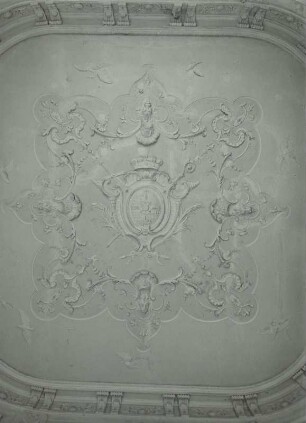 Jagdschloß Brühl, Unteres Vestibül, Stuckdecke : Brühl, Schlosspark Augustusburg. Jagdschloss Falkenlust (1729-1740; F. de Cuvilliés d. Ä.; M. Leveilly). Unteres Vestibül, Stuckdecke von G. P. Castelli und C. P. Morsegno (1732), mittig Kartusche mit kurfürstlichem Wappen unter dem Kurhut