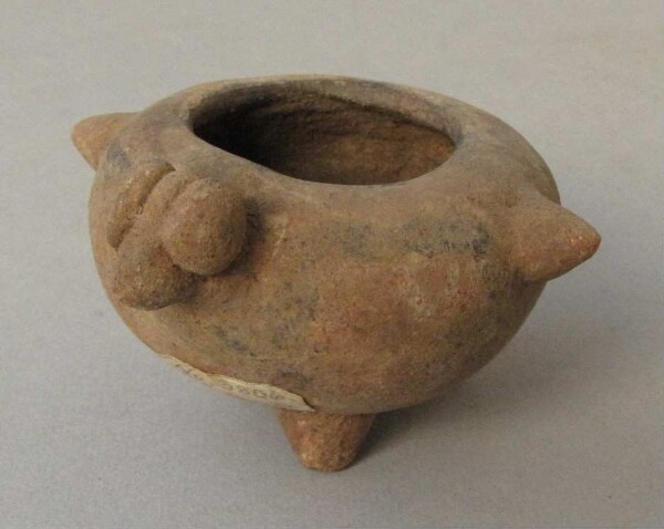 Clay vessel